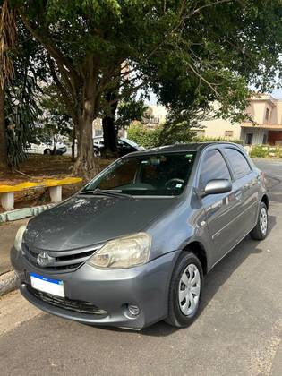 TOYOTA ETIOS 1.3 XS 16V FLEX 4P MANUAL